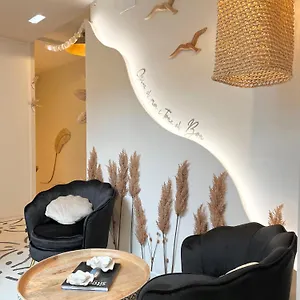 Hotel apartamentowy Montroig 5 Boutique